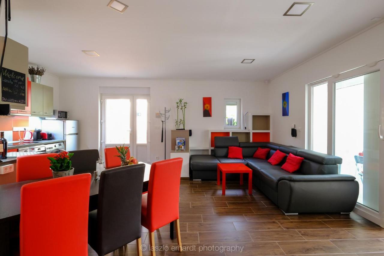 Ciprus Porta Apartmanok Balatonkenese Exteriér fotografie