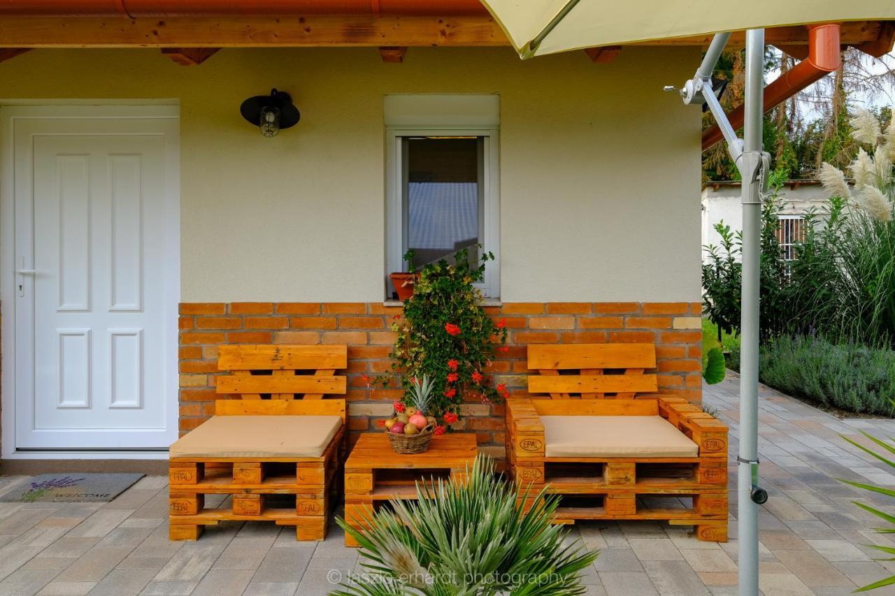 Ciprus Porta Apartmanok Balatonkenese Exteriér fotografie