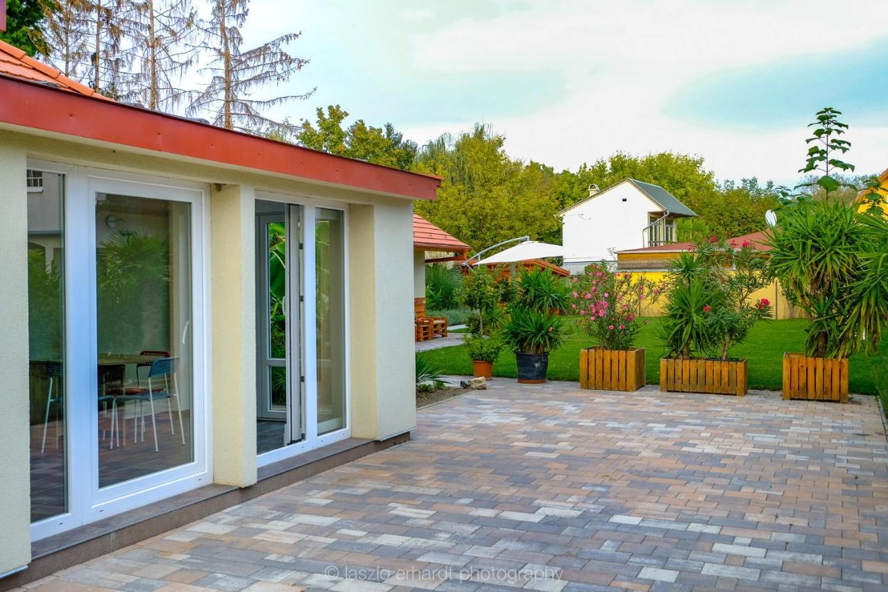 Ciprus Porta Apartmanok Balatonkenese Exteriér fotografie