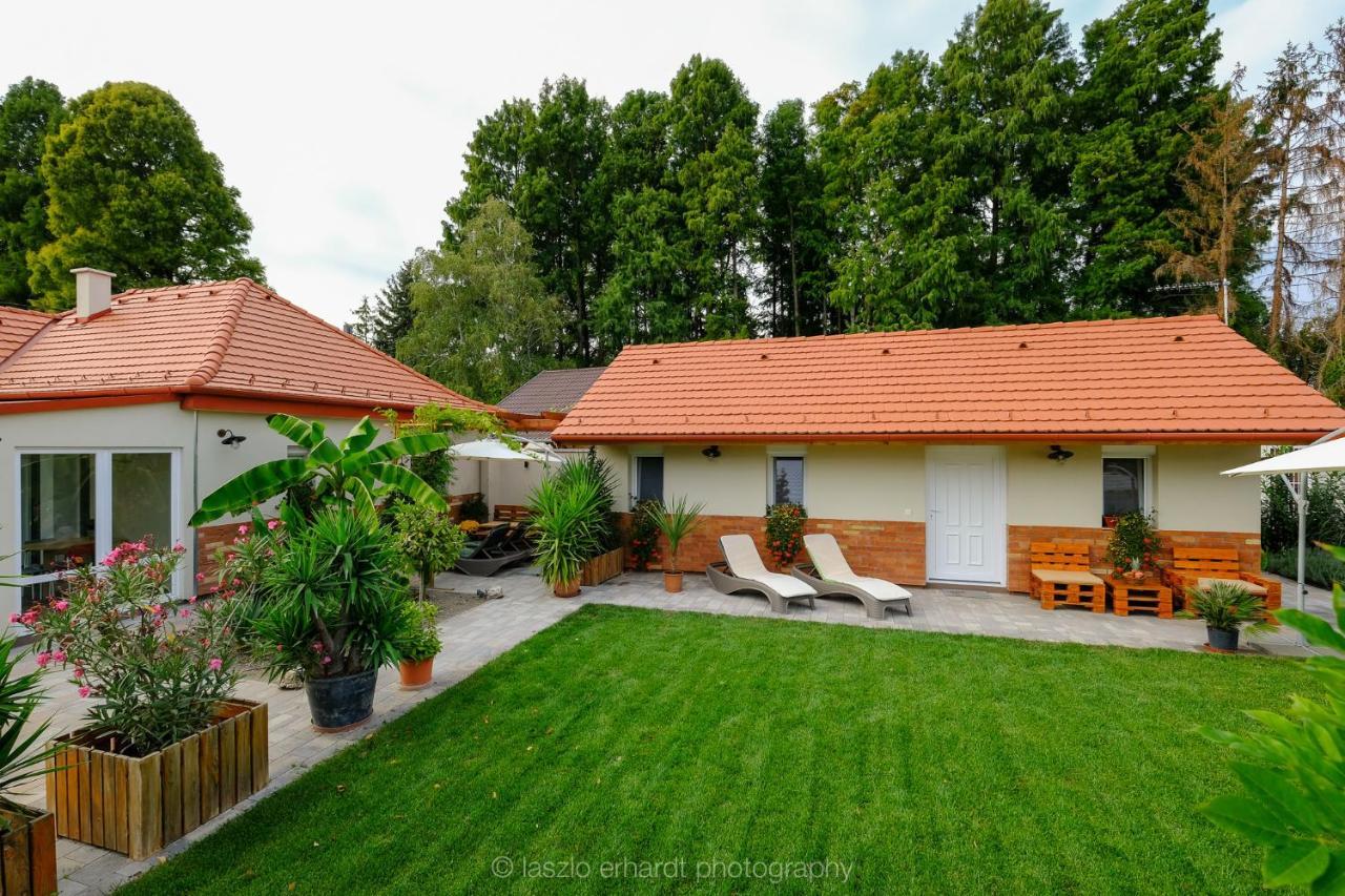 Ciprus Porta Apartmanok Balatonkenese Exteriér fotografie