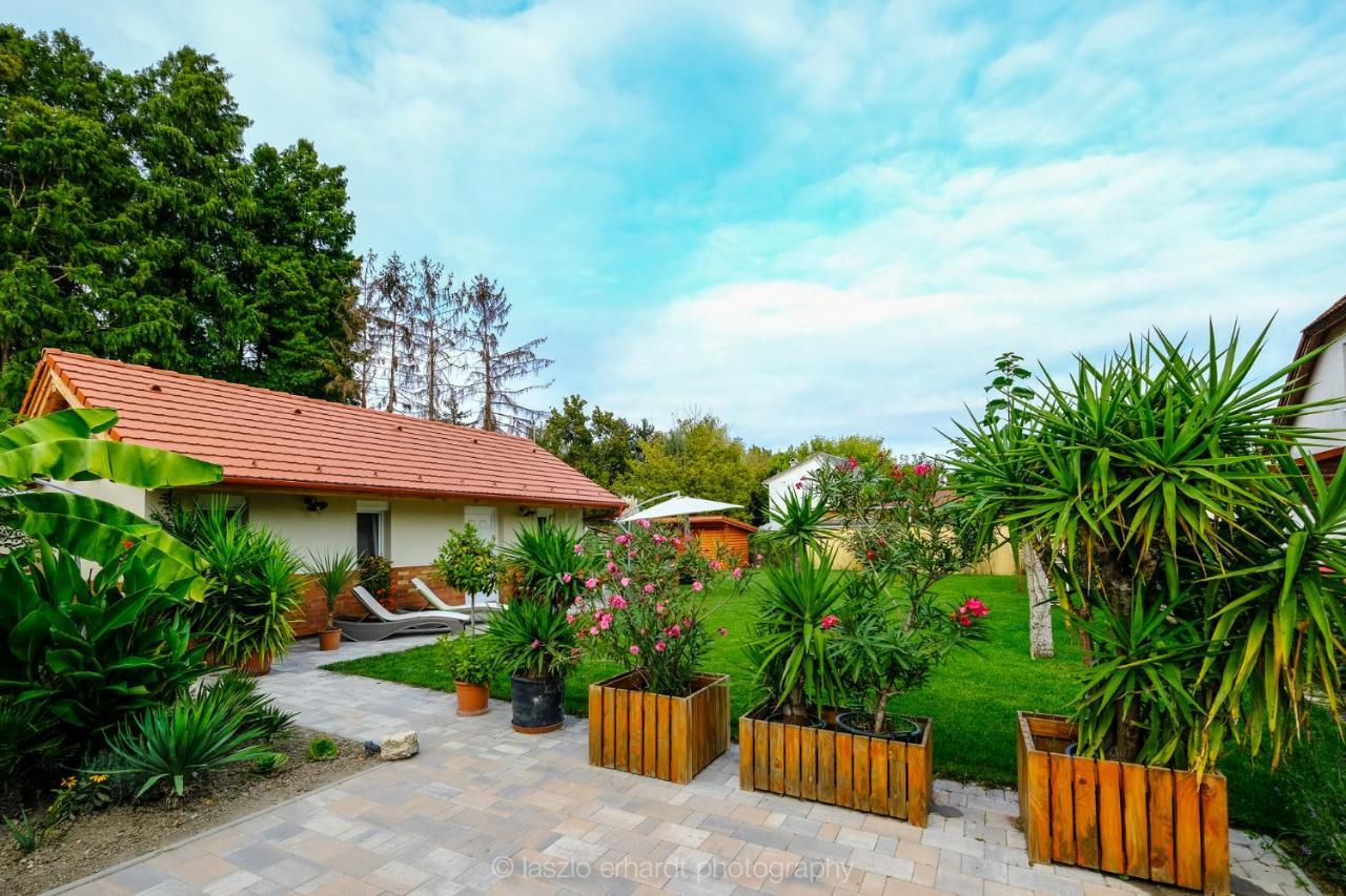 Ciprus Porta Apartmanok Balatonkenese Exteriér fotografie