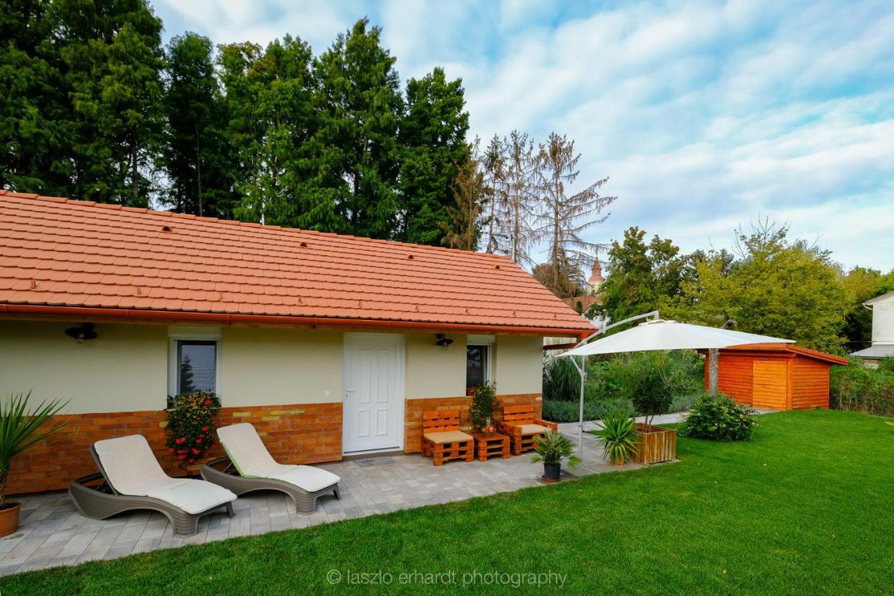 Ciprus Porta Apartmanok Balatonkenese Exteriér fotografie